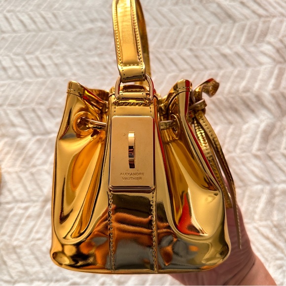 Alexandre Vauthier
Mini BBag mirror bucket bag - Picture 8 of 11